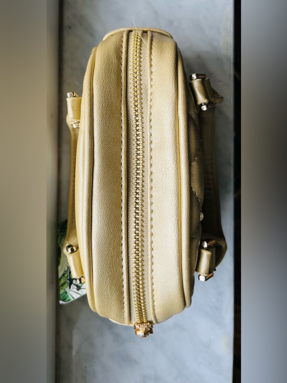 Free ship 1 hour NWT Metallic Gold Quilted Women’s Shoulder Bag - Picture 7 of 9